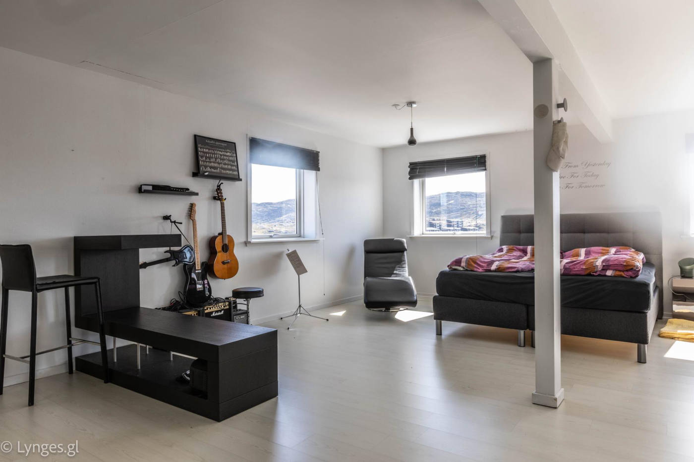 Будинок, 2863 м², 710 364$ — FAKTOR